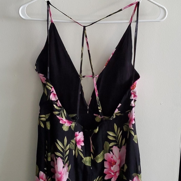 Long black maxi dress with pink flowers - Picture 3 of 5